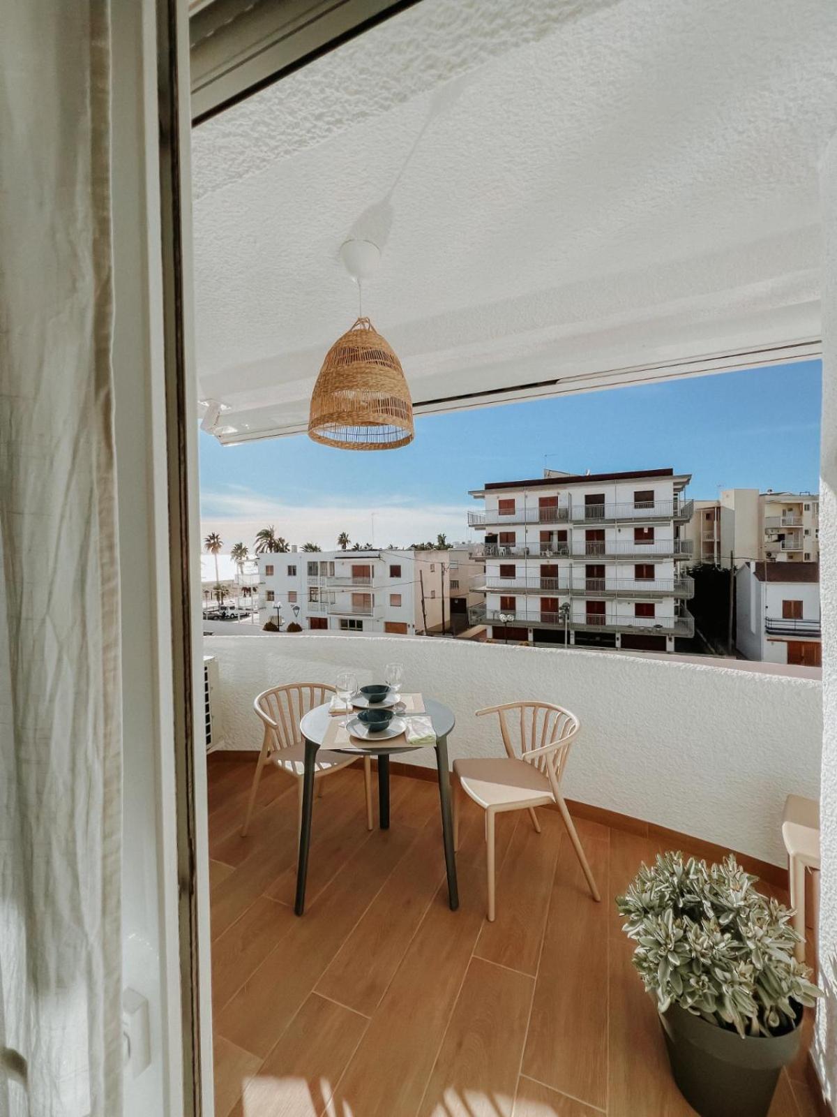 Apartament Femina Blue Cambrils Zewnętrze zdjęcie